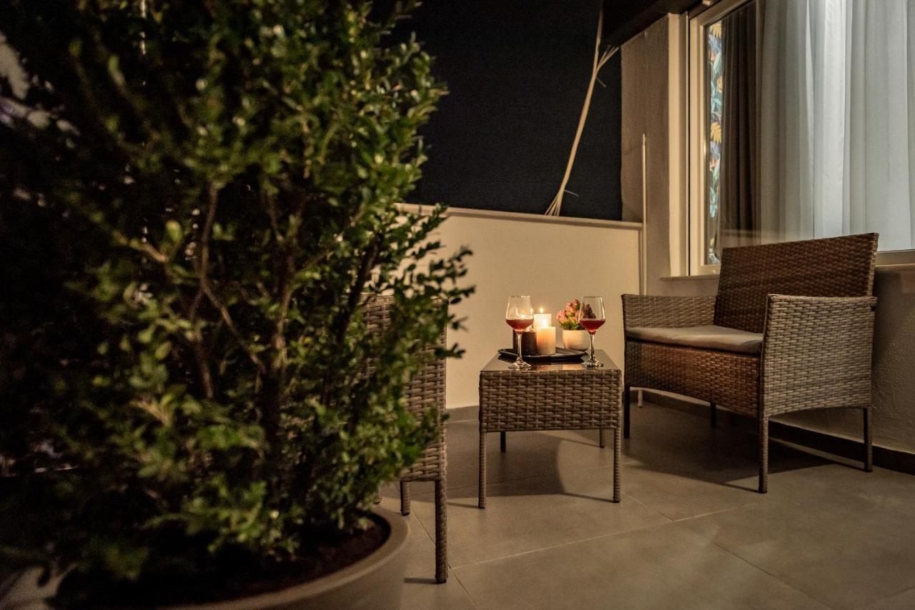 Artemis Apartment Midas Home Project Tesalonika Bagian luar foto