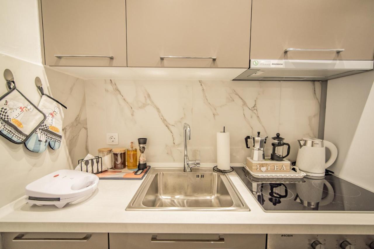 Artemis Apartment Midas Home Project Tesalonika Bagian luar foto