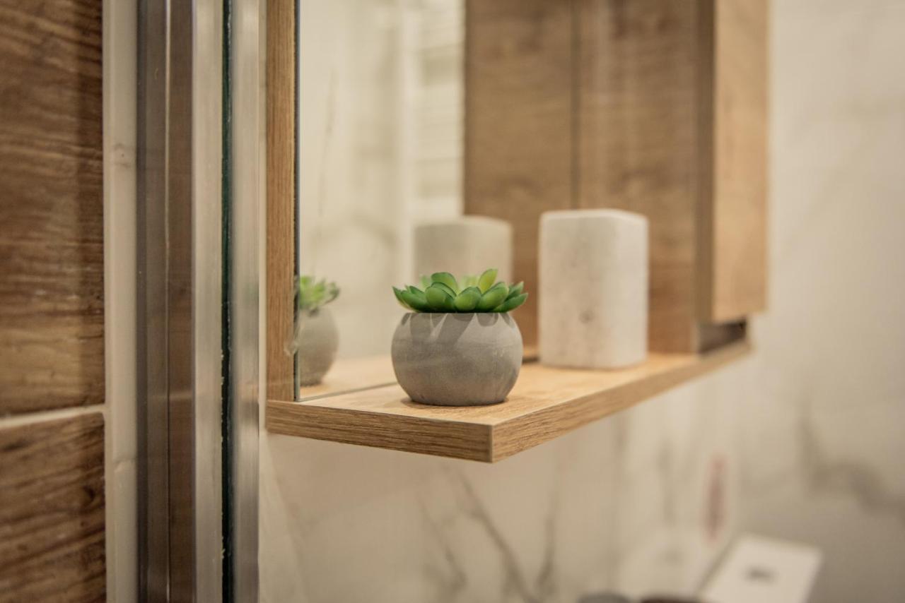 Artemis Apartment Midas Home Project Tesalonika Bagian luar foto