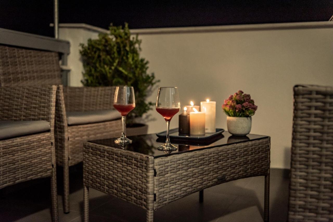 Artemis Apartment Midas Home Project Tesalonika Bagian luar foto